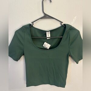 Nordstrom abound NWT!! Green Ribbed Women's Top